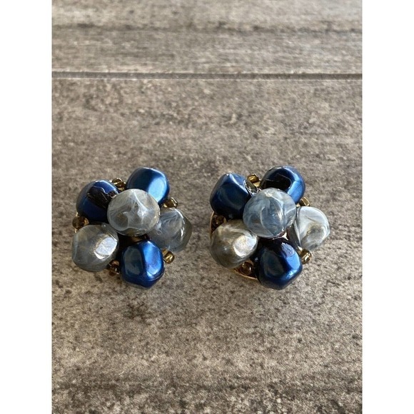 Lisner Clip Ons Earrings Vintage Blue Beads Gold Tone 50s - Picture 8 of 12
